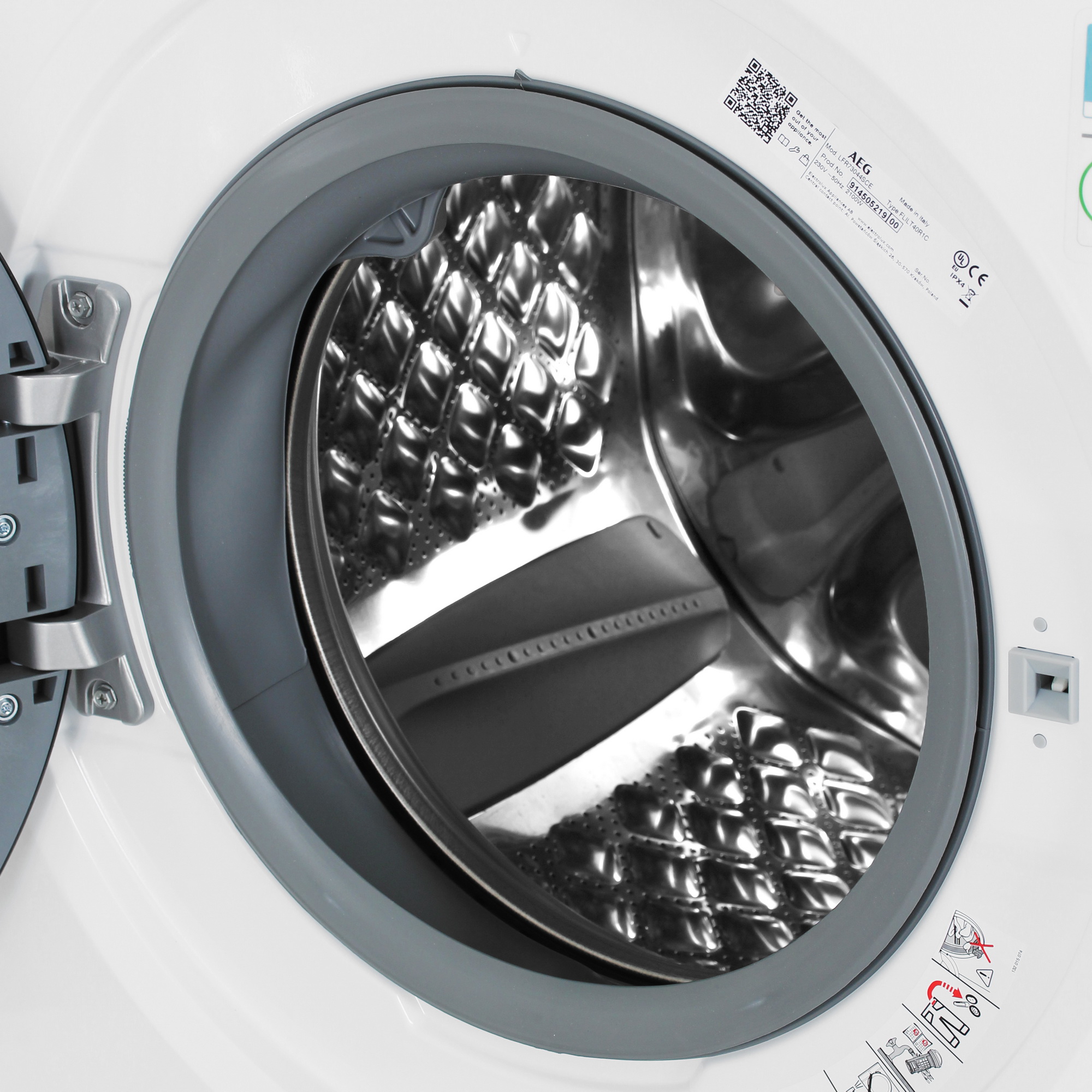 Стиральная машина AEG LFR73044SCE Стиральная машина AEG LFR73044SCE — Корпус и элементы управления