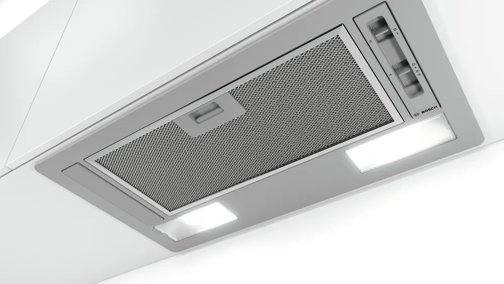 Встраиваемая вытяжка Bosch DLN52AA70 Встраиваемая вытяжка Bosch DLN52AA70 — Внешний вид с другого ракурса