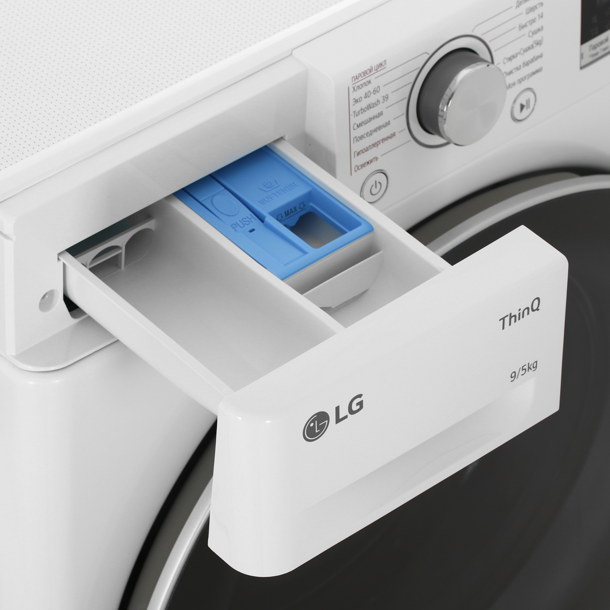 Стирально‑сушильная машина LG F2V7FR1W Стирально‑сушильная машина LG F2V7FR1W — Внешний вид с другого ракурса